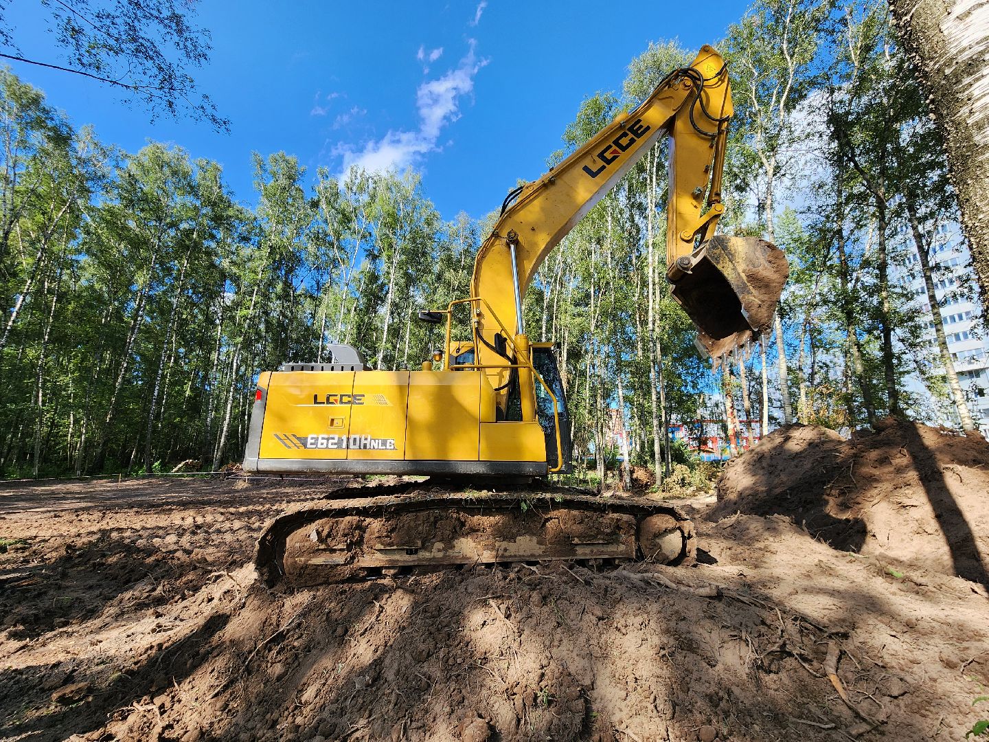 Чехов, микрорайон Губернский, строительство, лесопарк, лесопарковая зона отдыха, благоустройство, программа Парки в лесу, губернатор Московской области Андрей Воробьев, глава администрации го Чехов Михаил Собакин,
