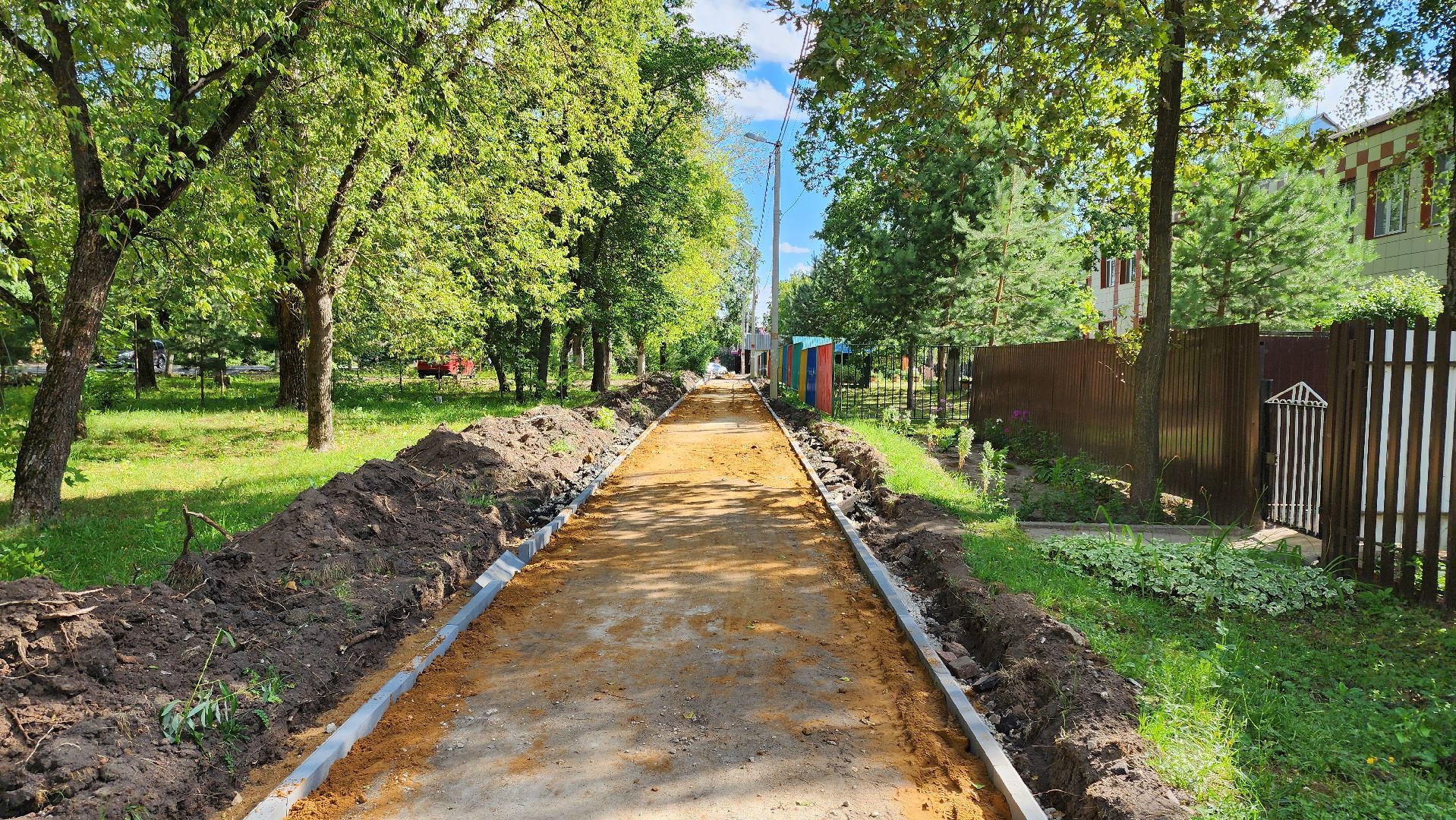 кашира, ожерелье, ул советская, ремонт дорог, асфальтирование дорог, бордюр, тротуар, урны,