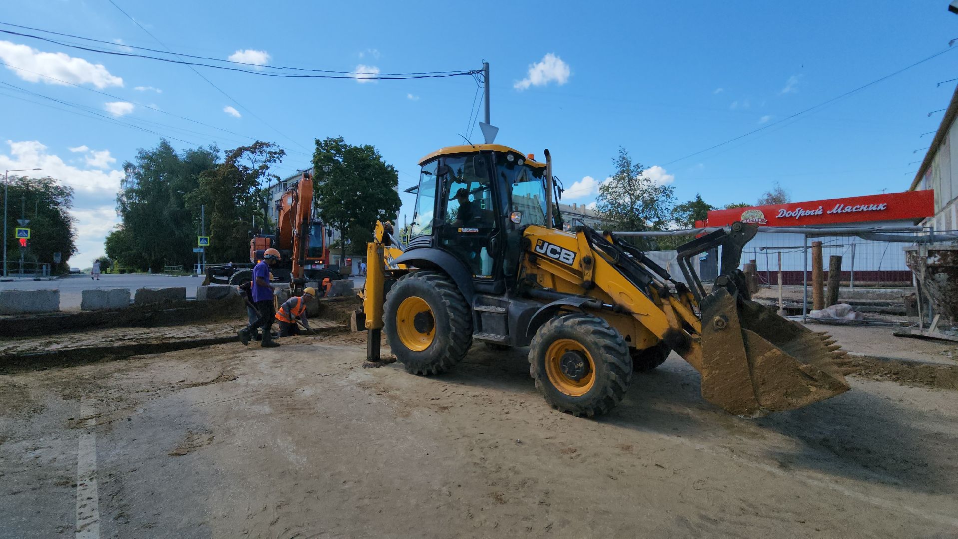 кашира, муп теплосеть, реконструкция трубопровода, теплоснабжение, горячая вода, земляные работы, обратная засыпка, ремонт,