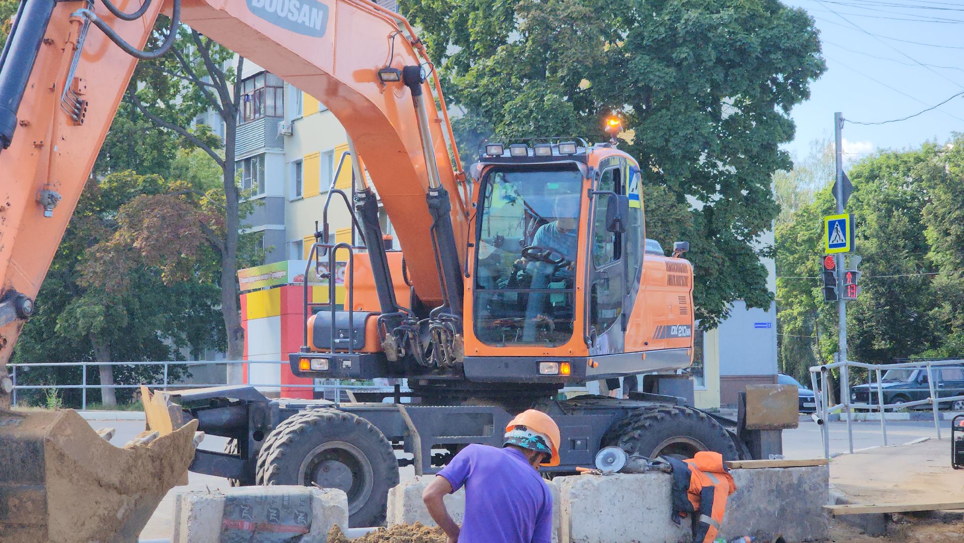 кашира, муп теплосеть, реконструкция трубопровода, теплоснабжение, горячая вода, земляные работы, обратная засыпка, ремонт,