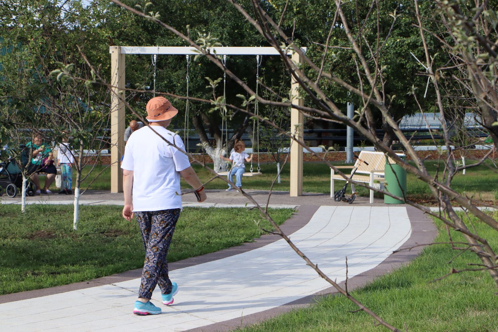 национальный проект жилье и городская среда, Яблоневый сад, поселок Успенский, серебряные Пруды, благоустройство, президентские проекты,
