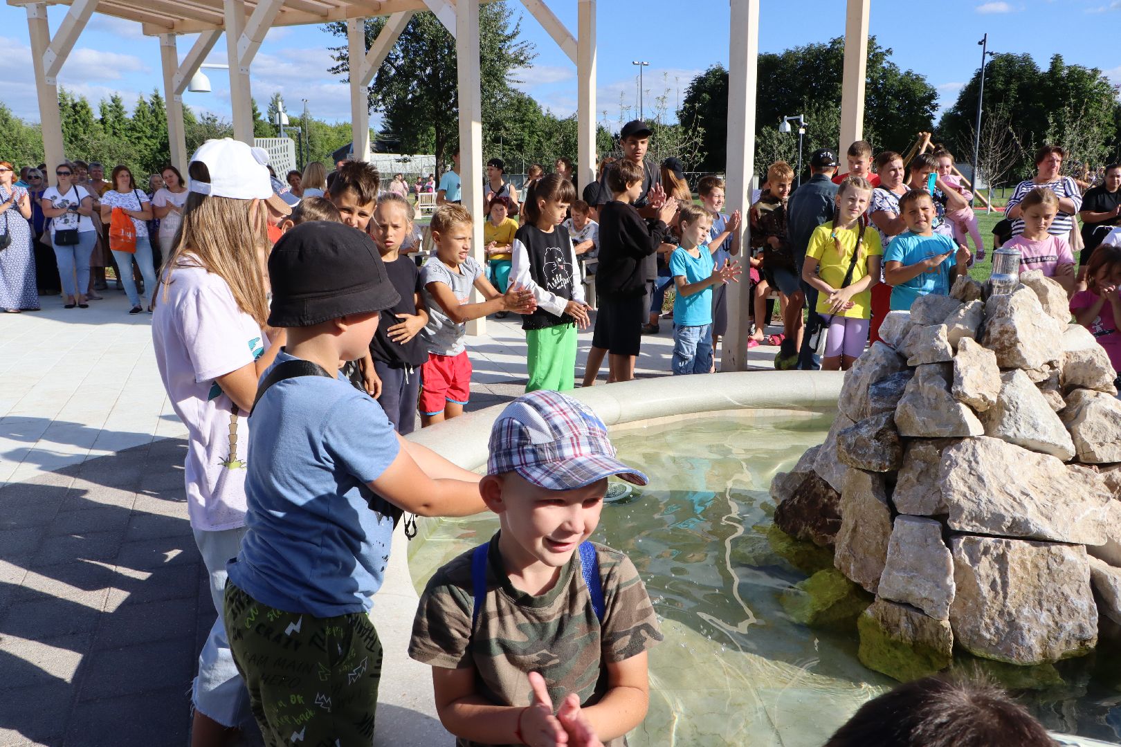 национальный проект жилье и городская среда, Яблоневый сад, поселок Успенский, серебряные Пруды, благоустройство, президентские проекты,