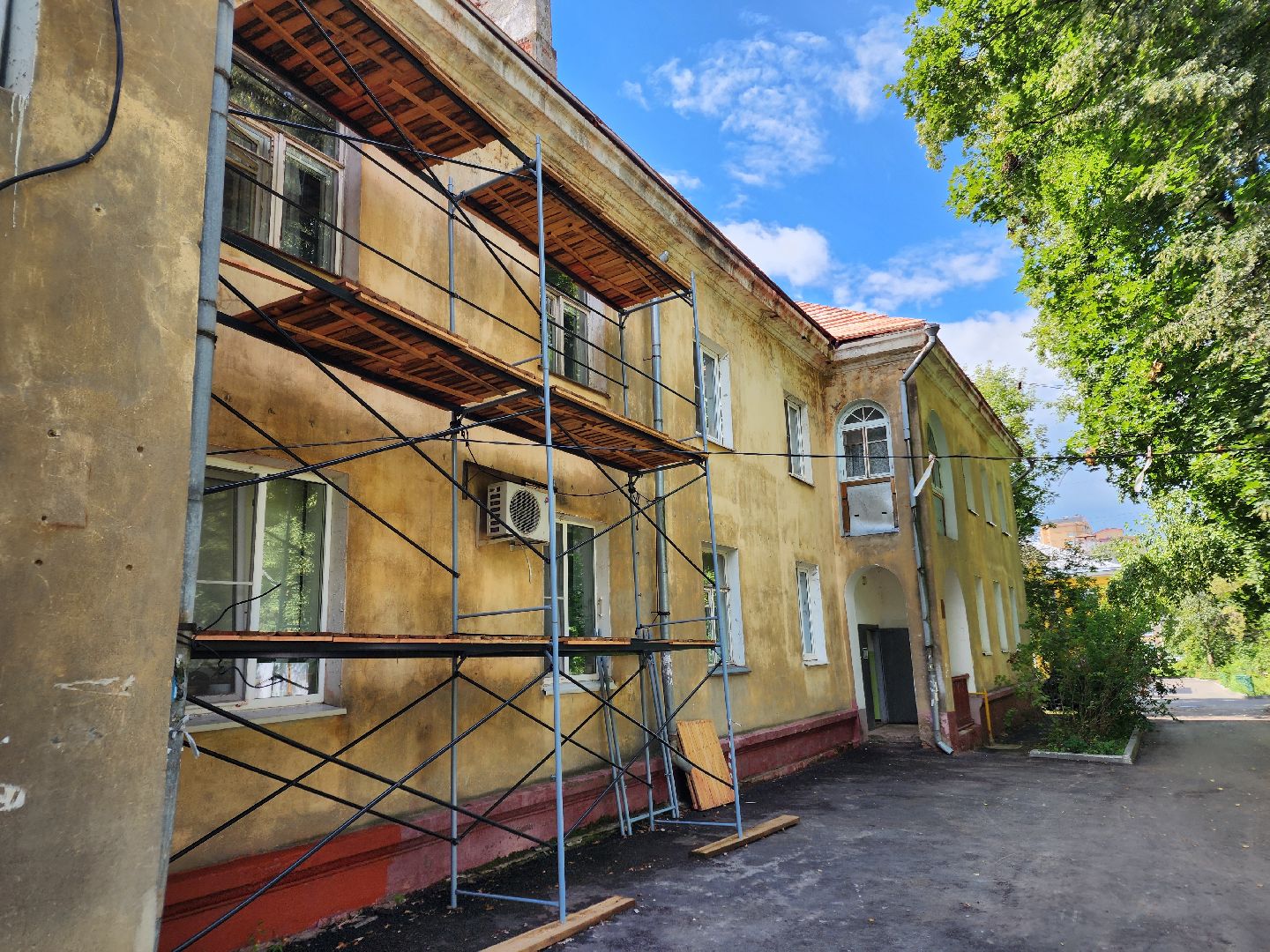 Чехов, многоквартирные дома, капитальный ремонт, адресный перечень, инженерные сети, лифты, фасады, кровля, капремонт, план на 2024 год,