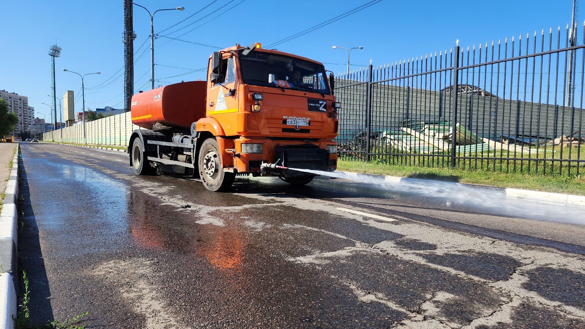 полив дорог, аэрация, аэрация воздуха, Коммунальные службы, Дорожные службы, дорожная безопасность, дорожная инфраструктура, Домодедово, Подмосковье,