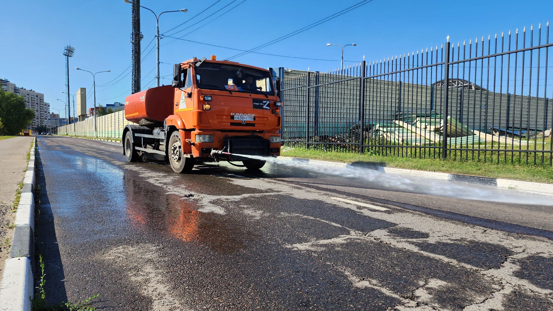 полив дорог, аэрация, аэрация воздуха, Коммунальные службы, Дорожные службы, дорожная безопасность, дорожная инфраструктура, Домодедово, Подмосковье,