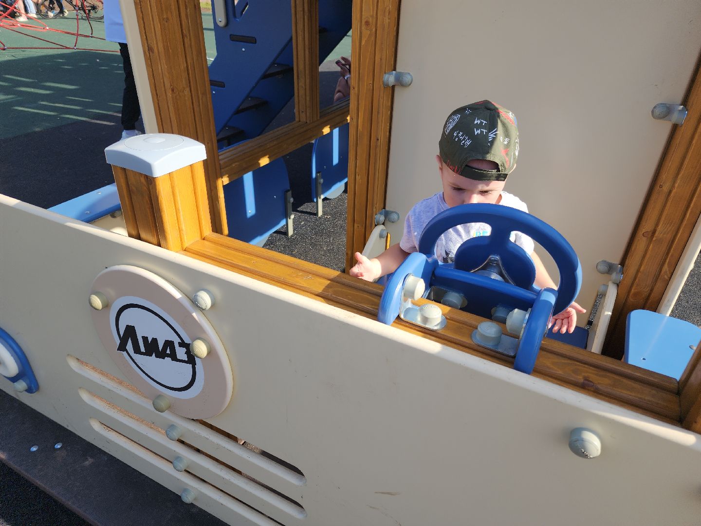 детская площадка, ликинский автобусный завод, ликино-дулево, орехово-зуевский округ,