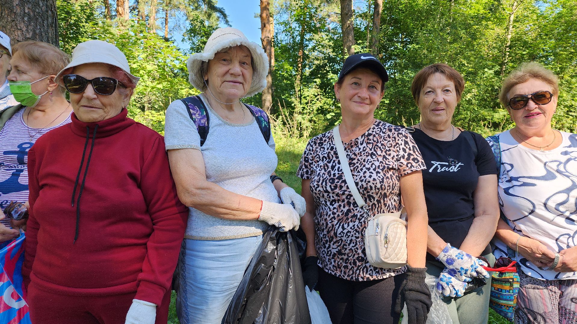 экологическая акция, уборка леса, Активное долголетие, Старая Купавна, Богородский городской округ,