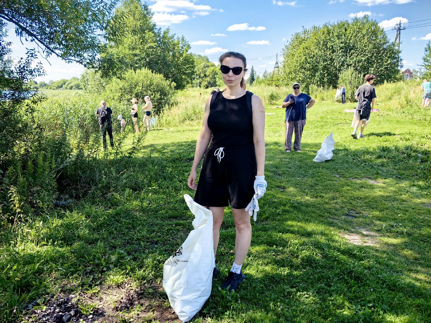 акция вода россии, волонтеры, экология, мусор, берег реки, щёлково,