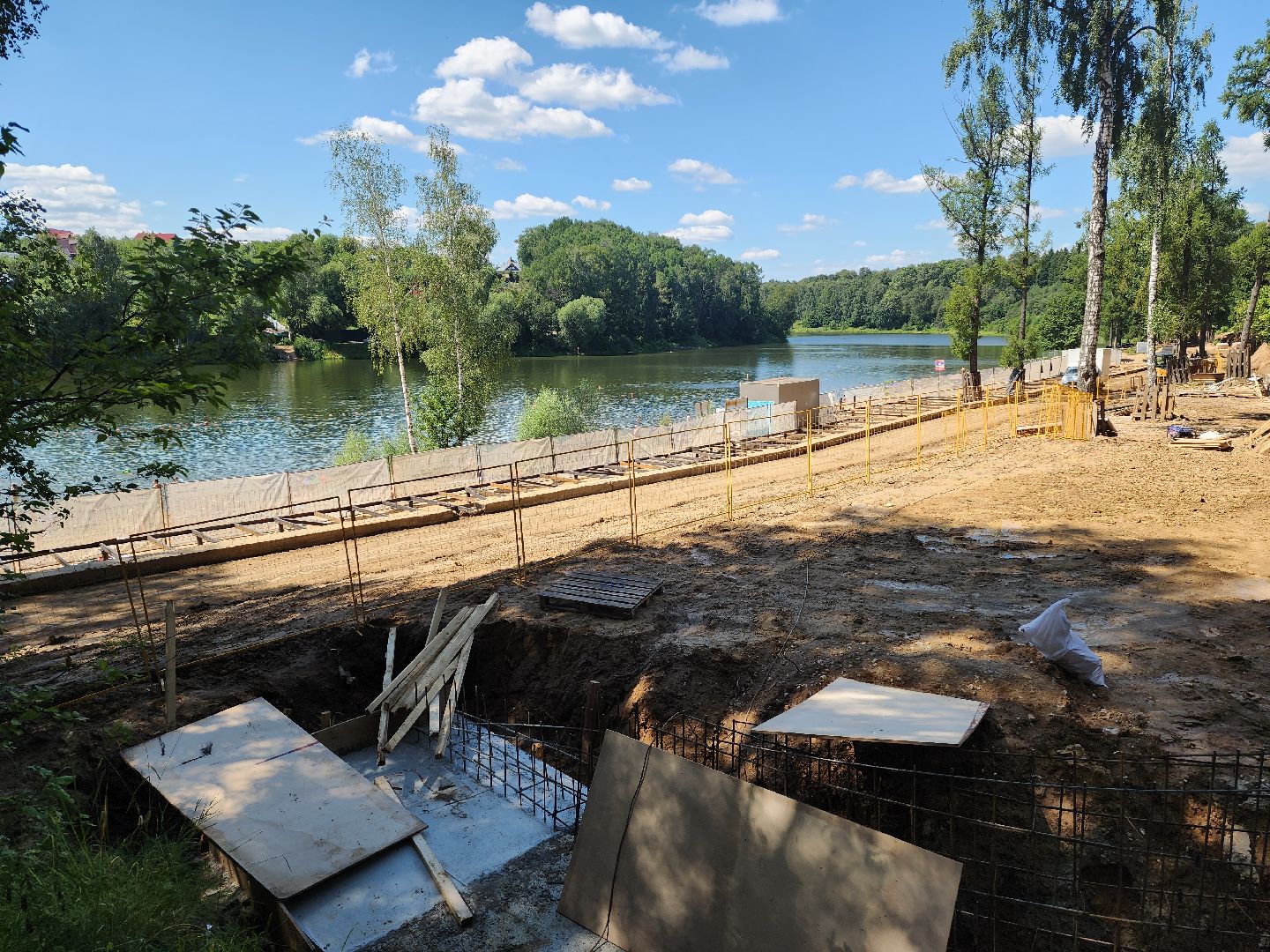 красногорск, благоустройство, плотина, пляж, хайкин, изумрудные холмы, лесопарк,