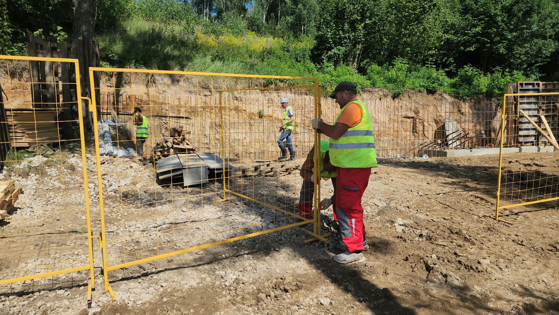 красногорск, благоустройство, плотина, пляж, хайкин, изумрудные холмы, лесопарк,