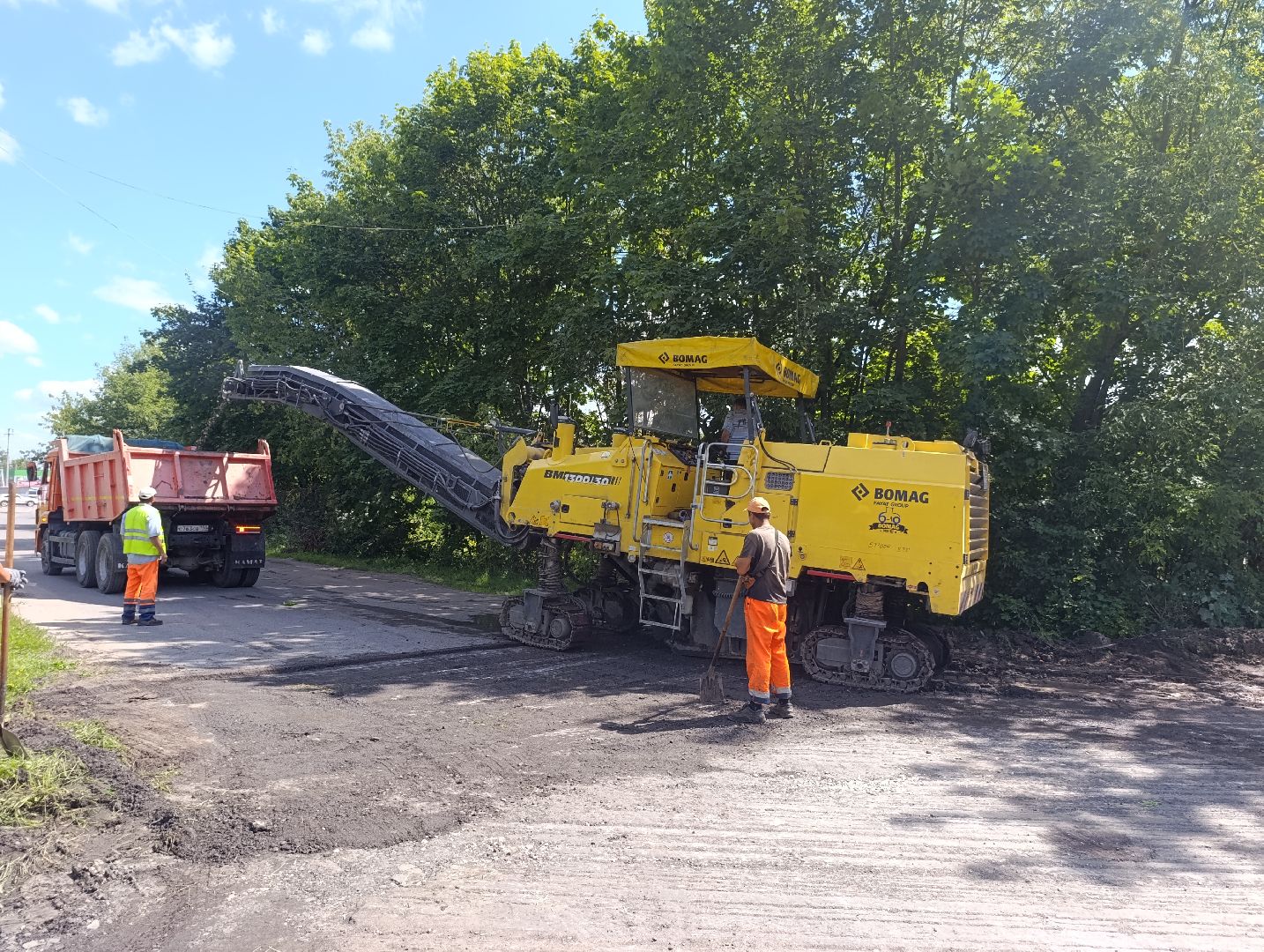 Бронницы, Ремонт дороги, Асфальтирование улицы, Бронницкий ДорСервис, Новый асфальт на улице 8 марта,