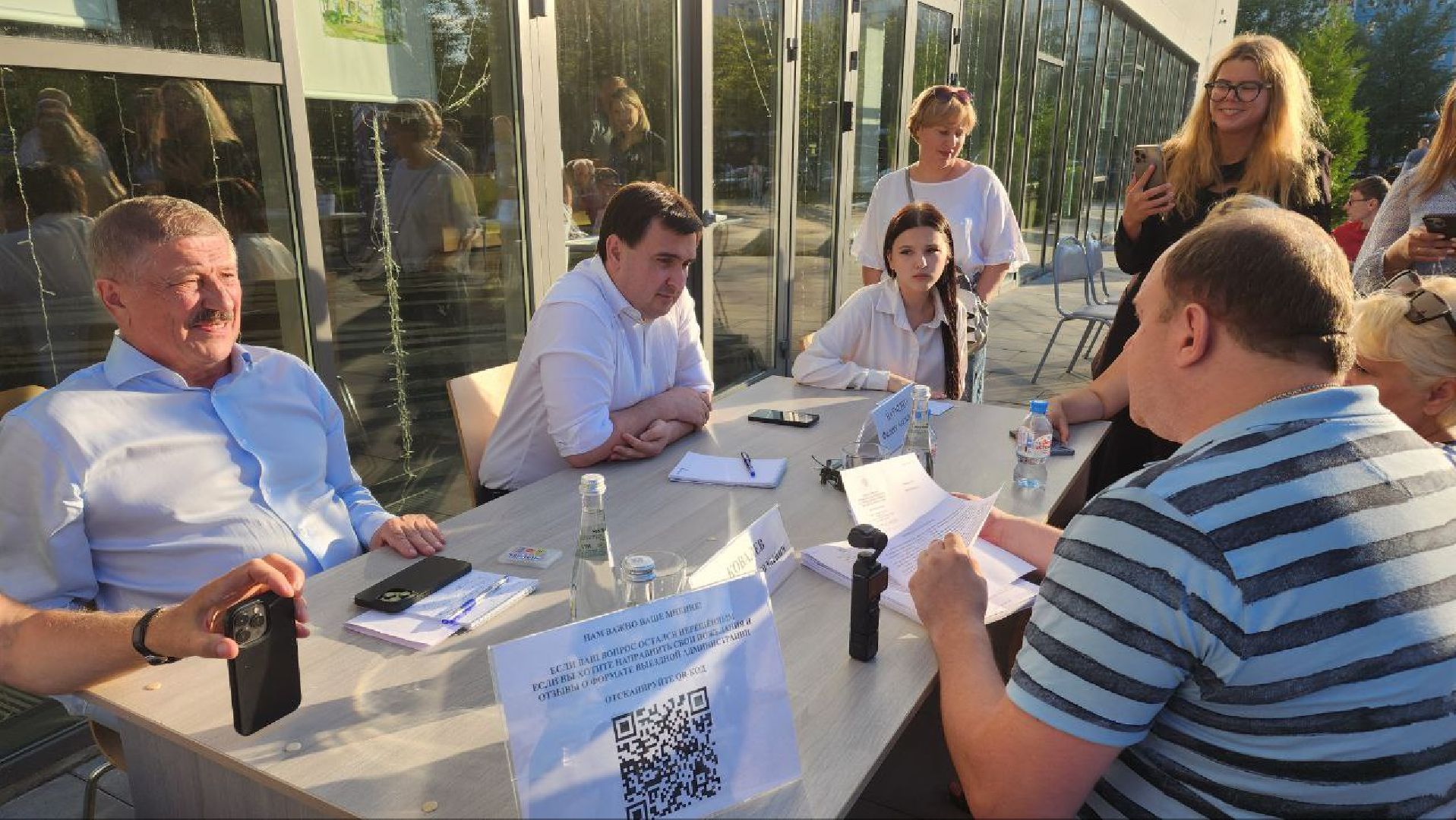 Реутов, выездная администрация, власть, разговоры о важном, проблемы, решения, книга, издательство, Азбука Реутова,