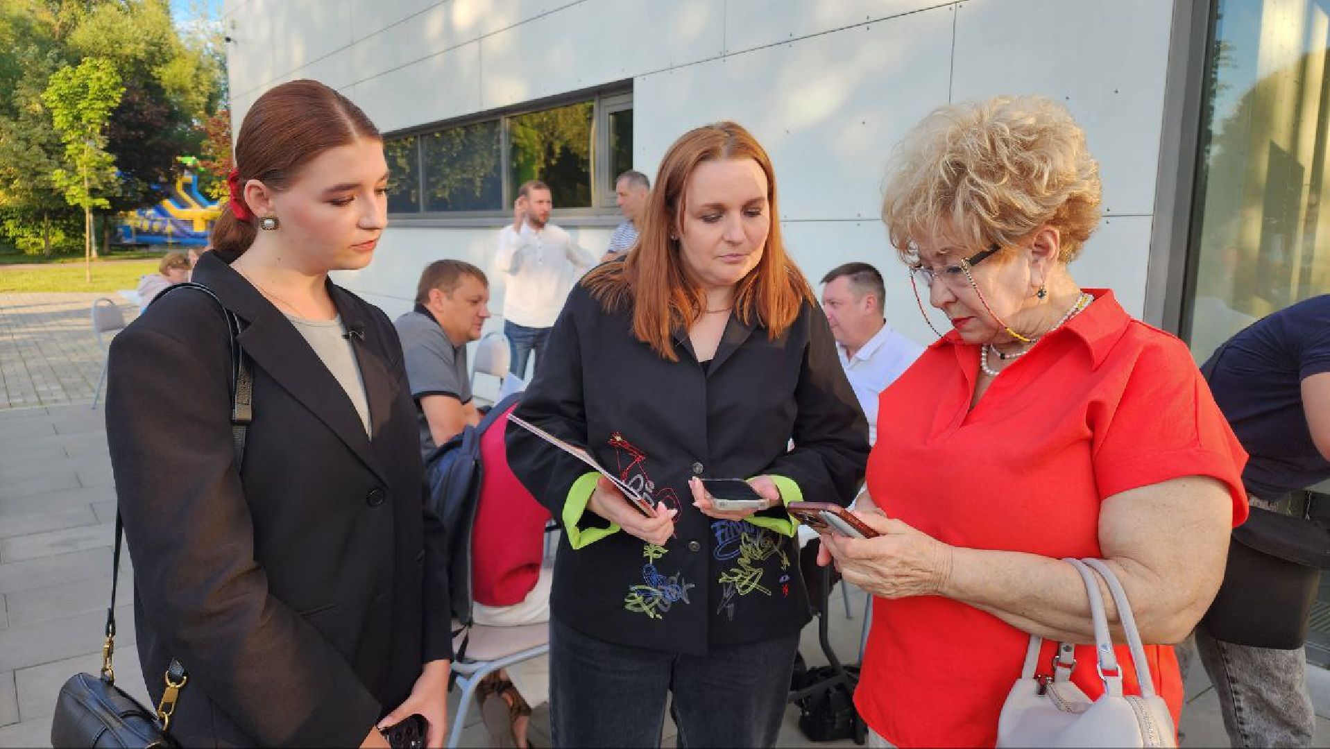 Реутов, выездная администрация, власть, разговоры о важном, проблемы, решения, книга, издательство, Азбука Реутова,