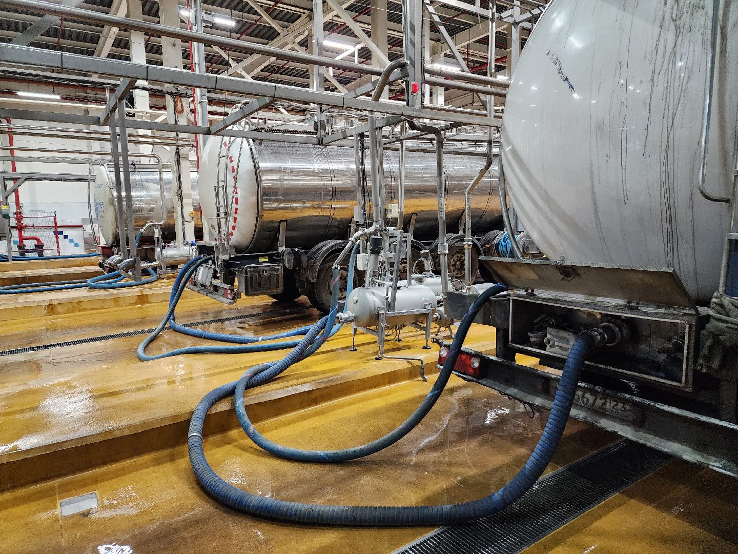 Чехов, поселок Любучаны, завод, предприятие, Health and Nutrition, рост производства, увеличение объемов производства, молочная продукция, йогурты, творожки, молоко, пищевая промышленность, экономика,