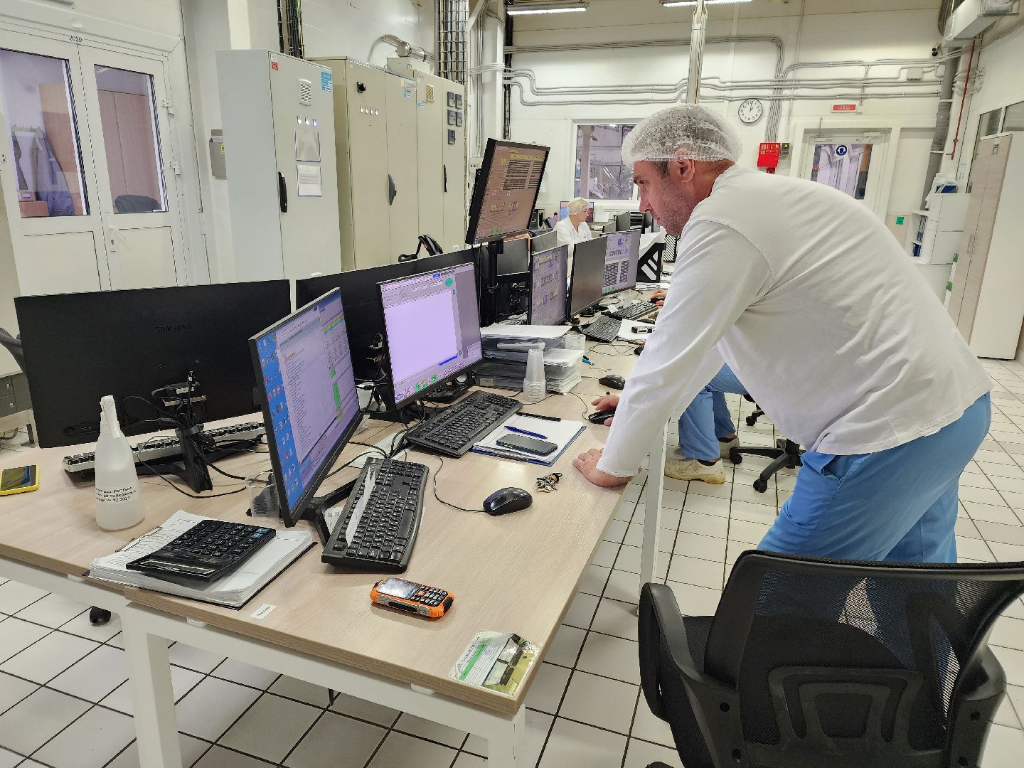 Чехов, поселок Любучаны, завод, предприятие, Health and Nutrition, рост производства, увеличение объемов производства, молочная продукция, йогурты, творожки, молоко, пищевая промышленность, экономика,