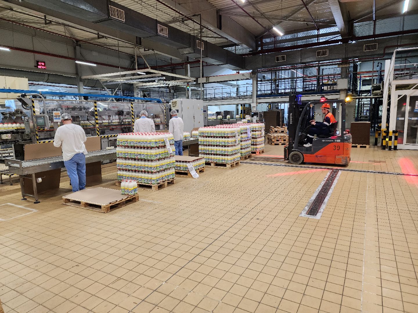 Чехов, поселок Любучаны, завод, предприятие, Health and Nutrition, рост производства, увеличение объемов производства, молочная продукция, йогурты, творожки, молоко, пищевая промышленность, экономика,