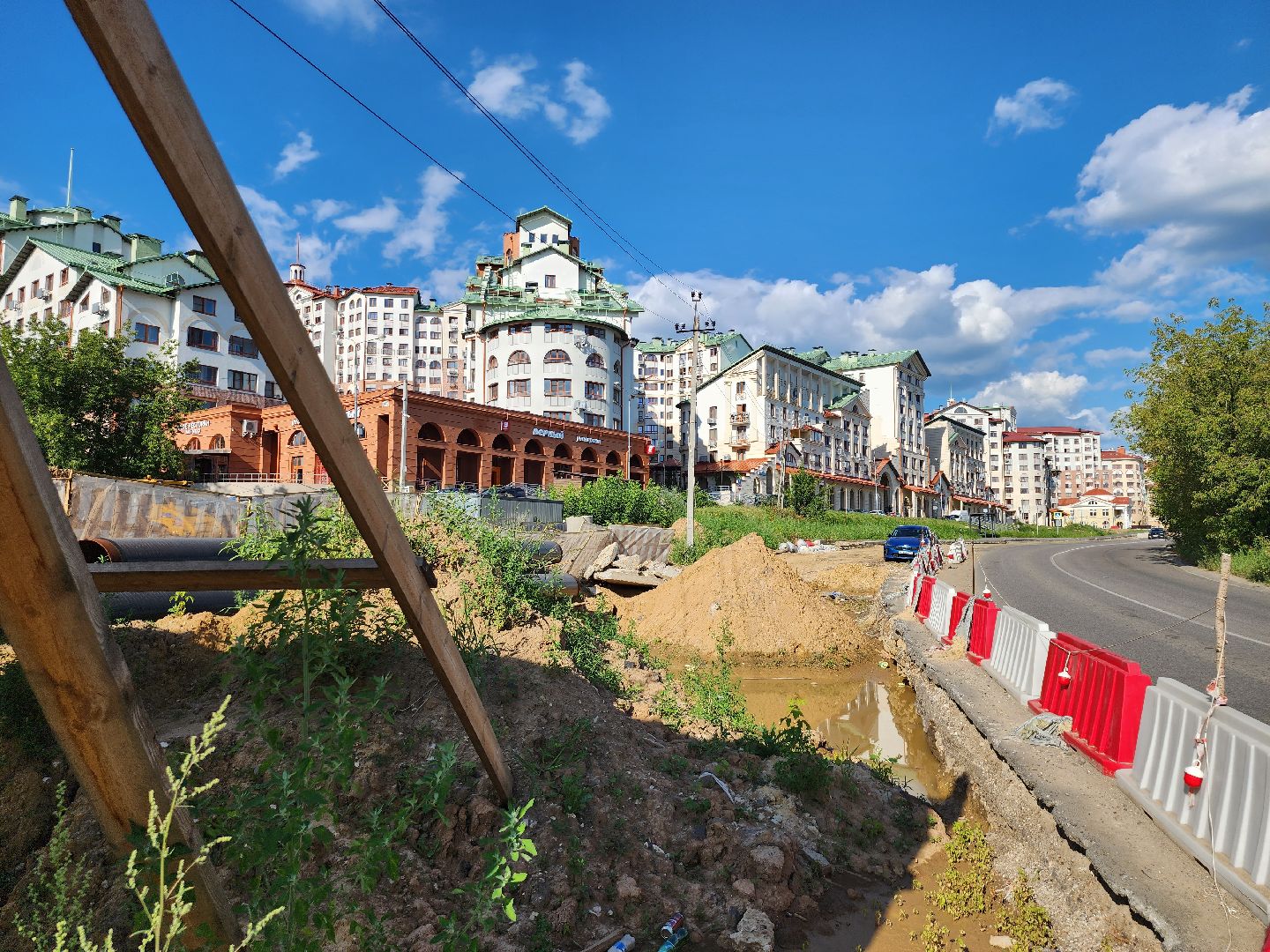 мкад дроздово беседы, автодорога дроздово беседы мкад, реконструкция дороги, расширение дороги, жк римский,