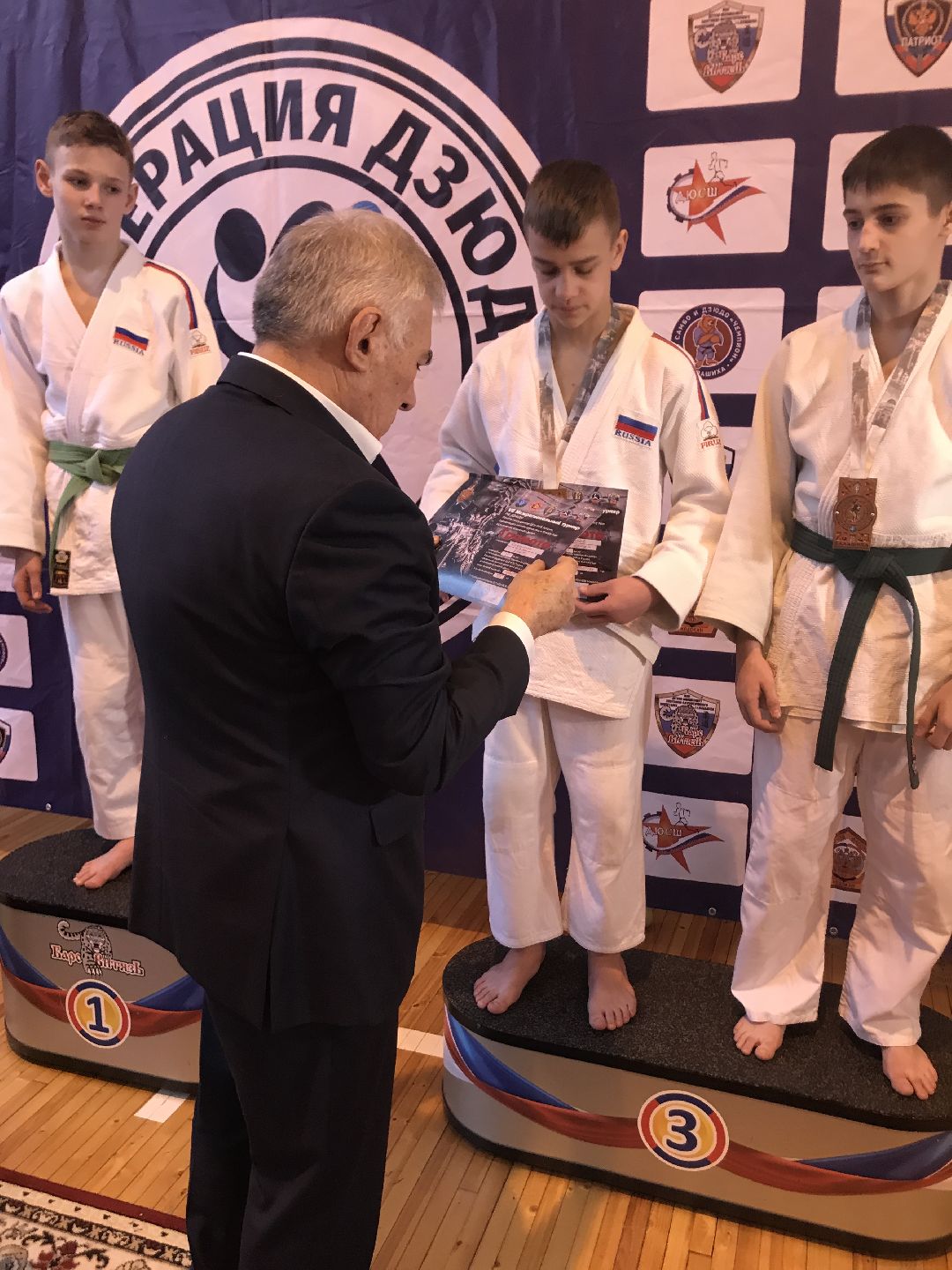 Балашиха, общество