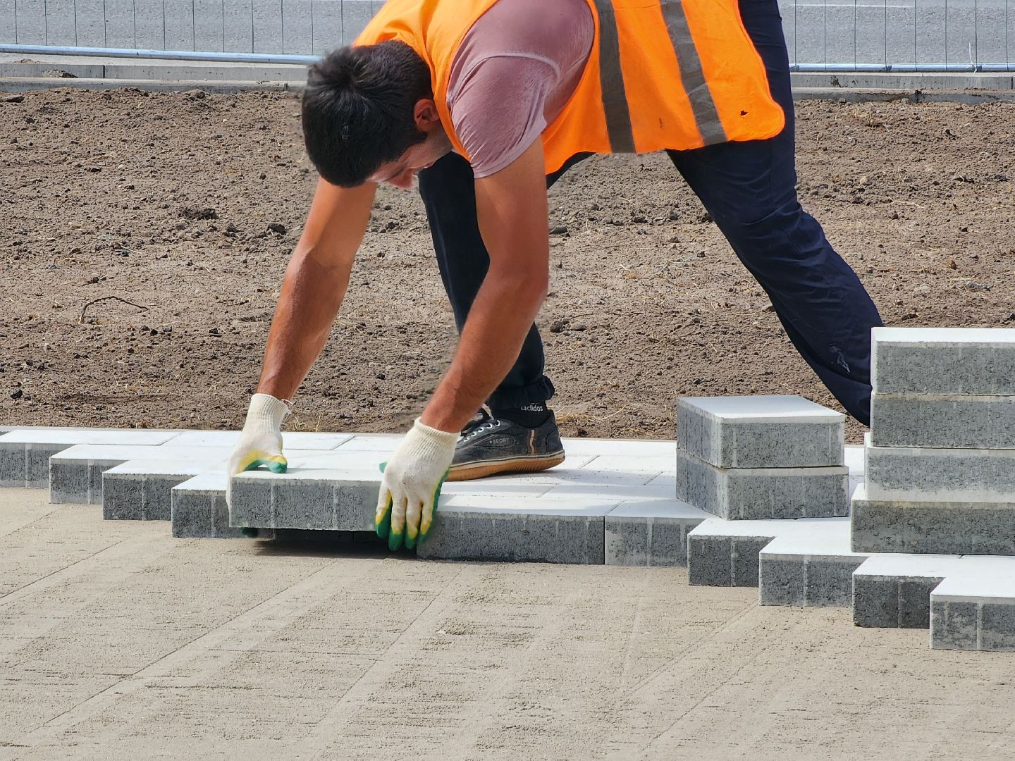 Дубна, Благоустройство, Центральная улица, Укладка плитки,