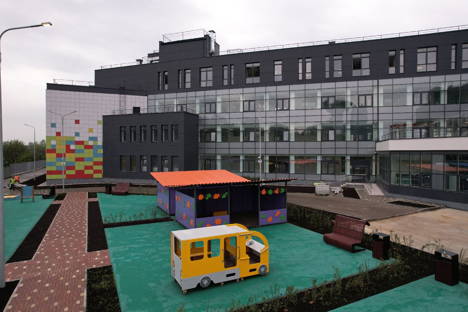 видео с коптера, красногорск, строительство, образование,