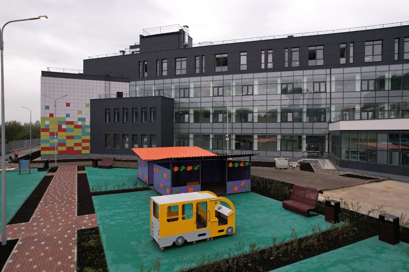 видео с коптера, красногорск, строительство, образование,