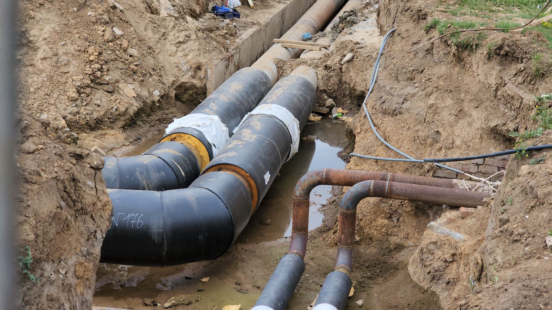 кашира, улица энергетиков, утечка, трубопровод, ГВС, аварийные работы, муп теплосеть,