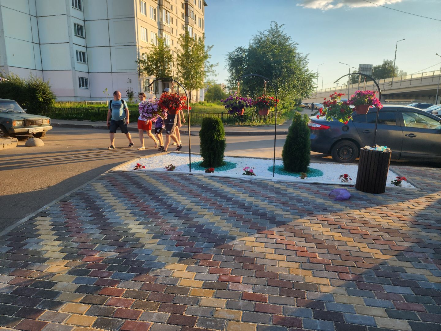 долгопрудный, МЦД Водники, клумбы, проспект пацаева, киоск,