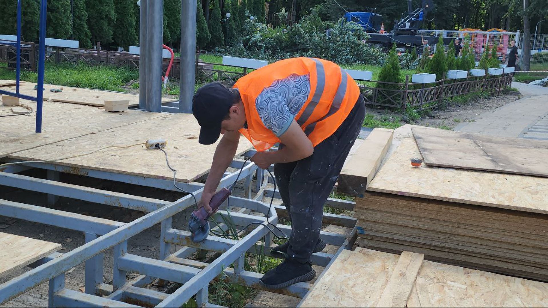 люберцы, глава городского округа люберцы владимир волков, наташинский парк, благоустройство,