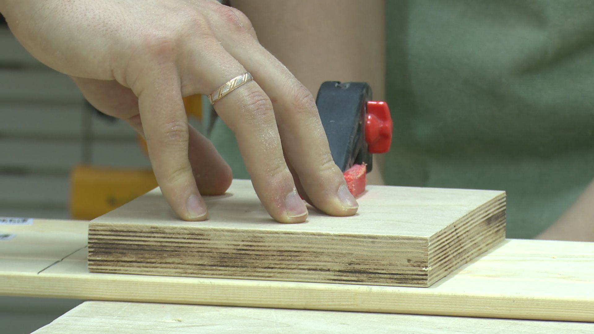 Реутов, дети, образование, труд, столяры, плотники, инструменты,