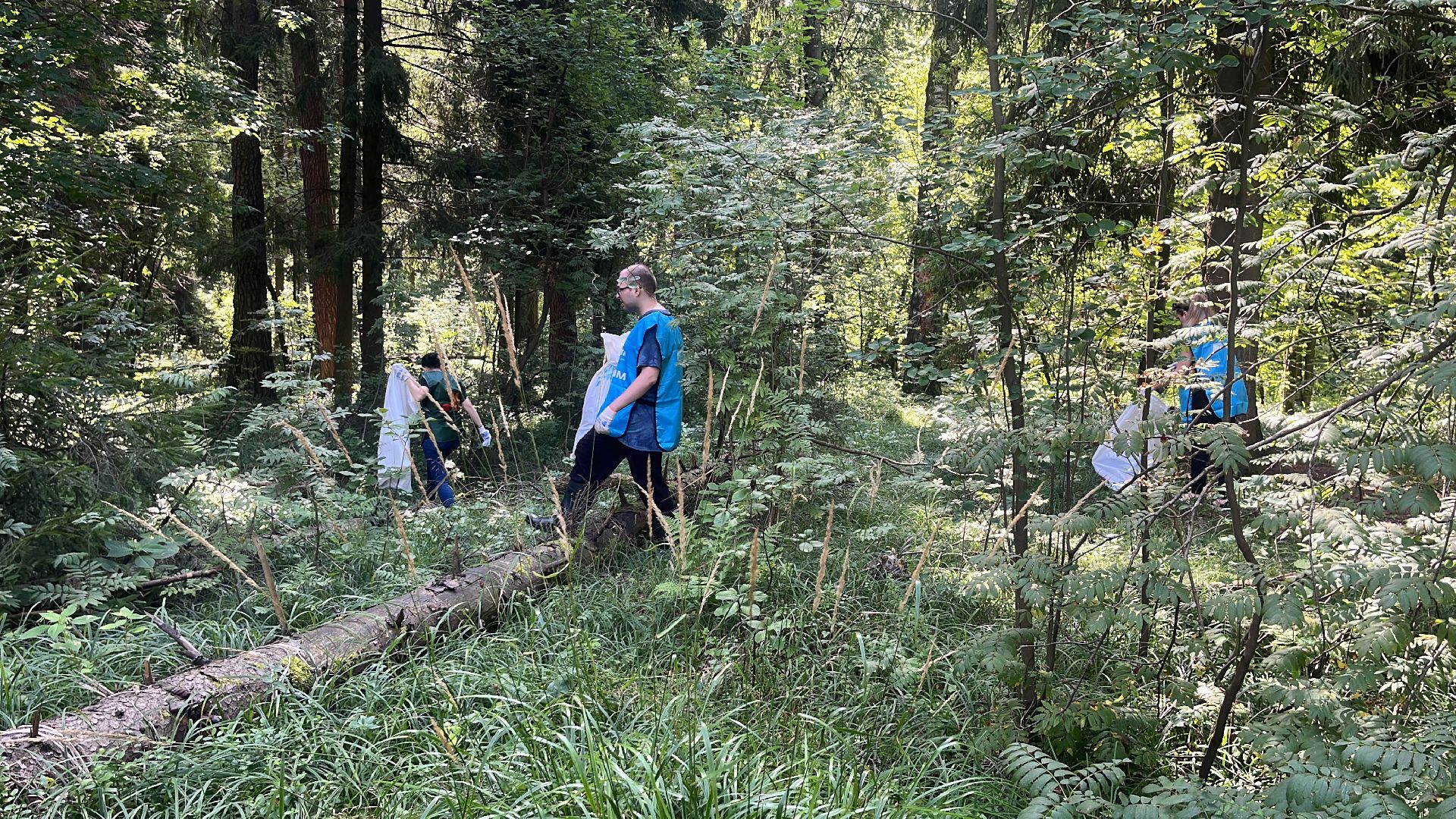 вода россии, акция, акция вода россии, экологическая акция, уборка, уборка озера, мусор, уборка мусора,