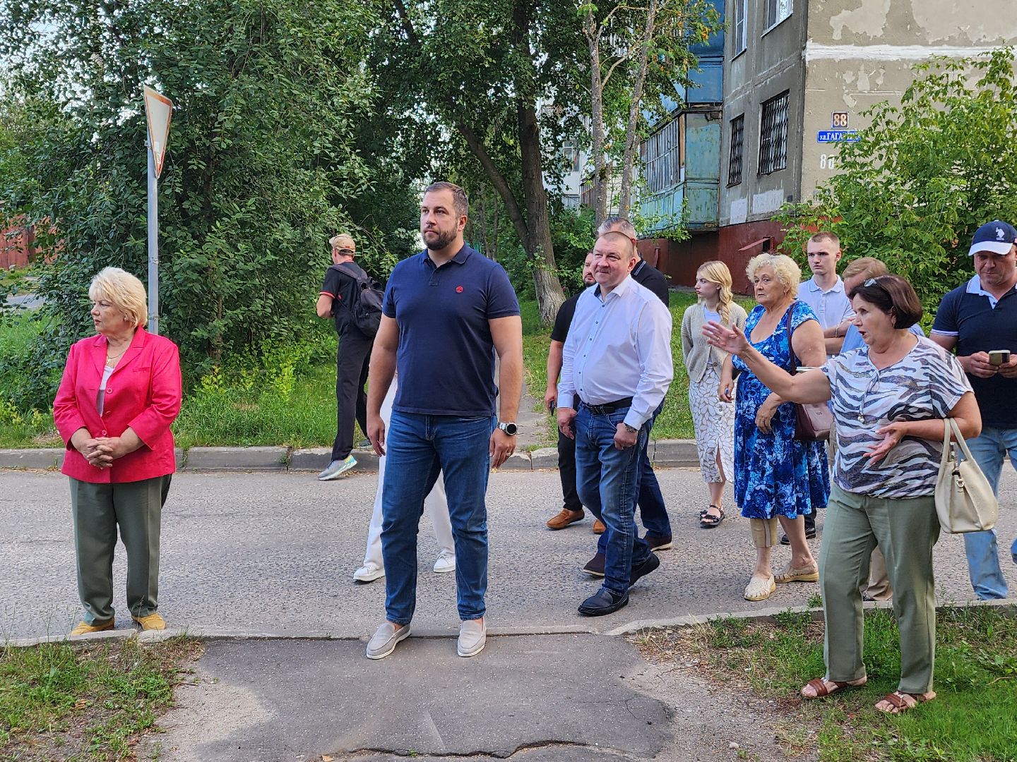 Чехов, микрорайон Венюково, улица Гагарина, содержание территорий, проверка, контроль, глава округа Михаил Собакин,