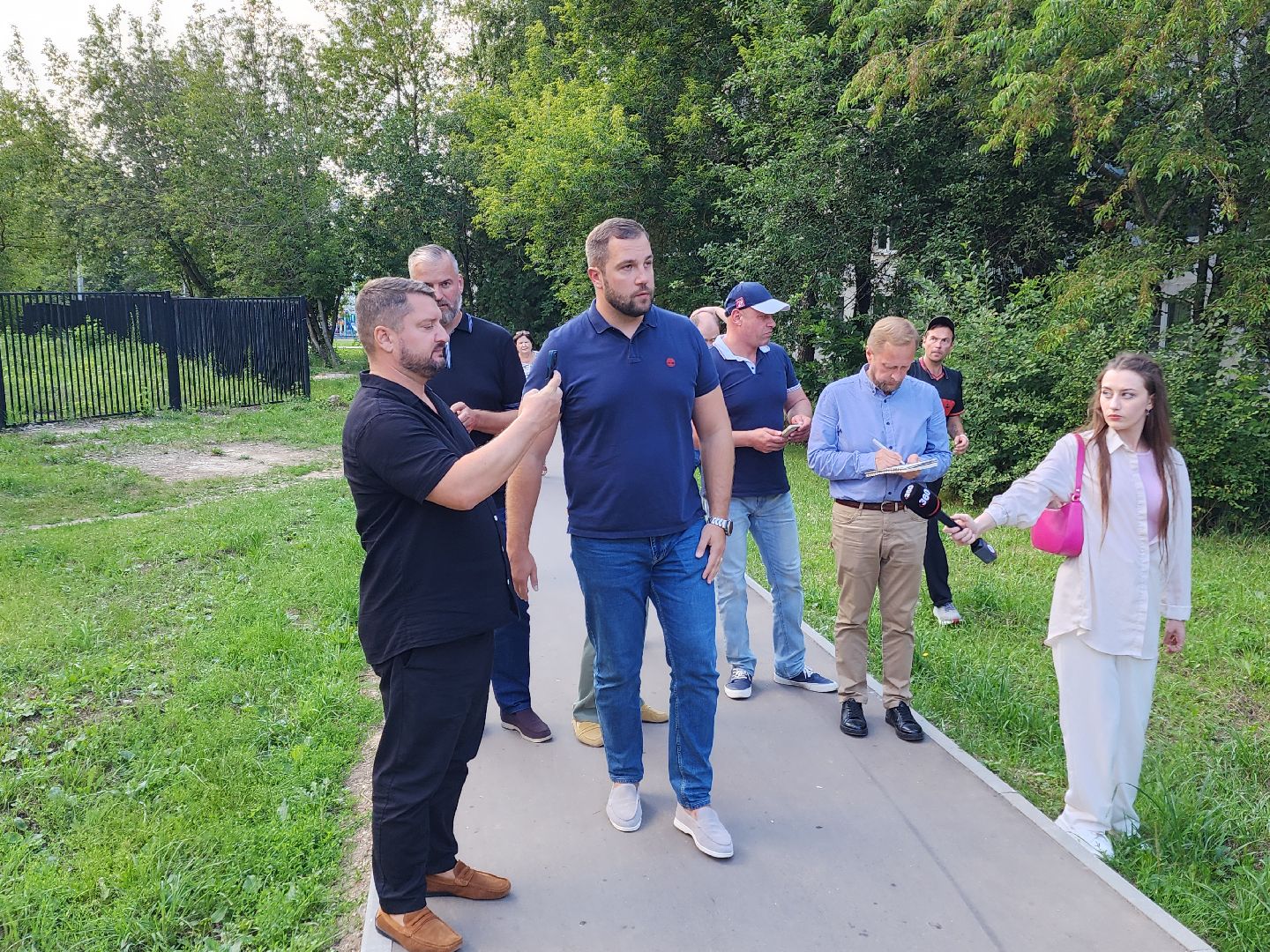 Чехов, микрорайон Венюково, улица Гагарина, содержание территорий, проверка, контроль, глава округа Михаил Собакин,