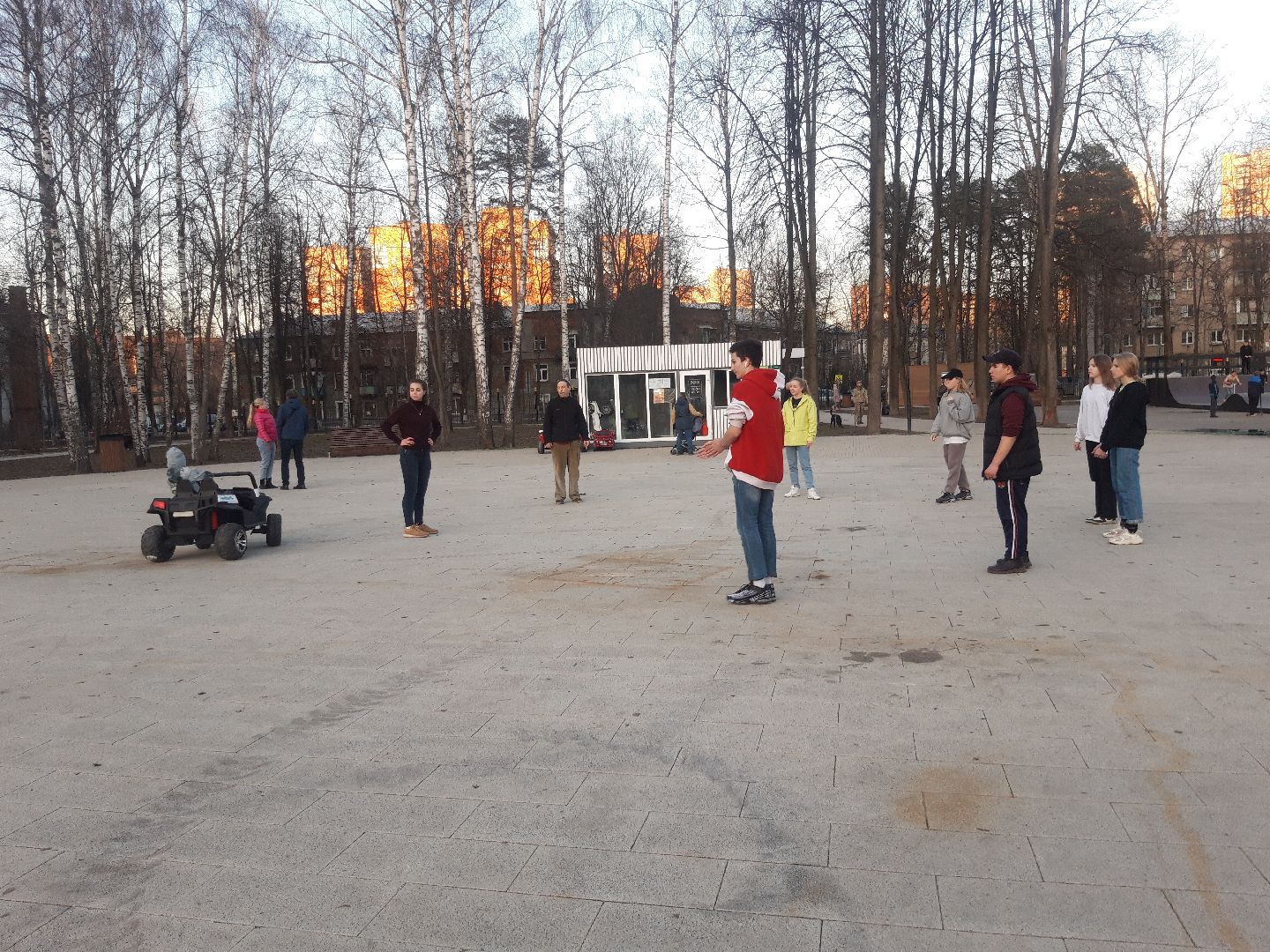 пенсионеры, дети, детский спорт,