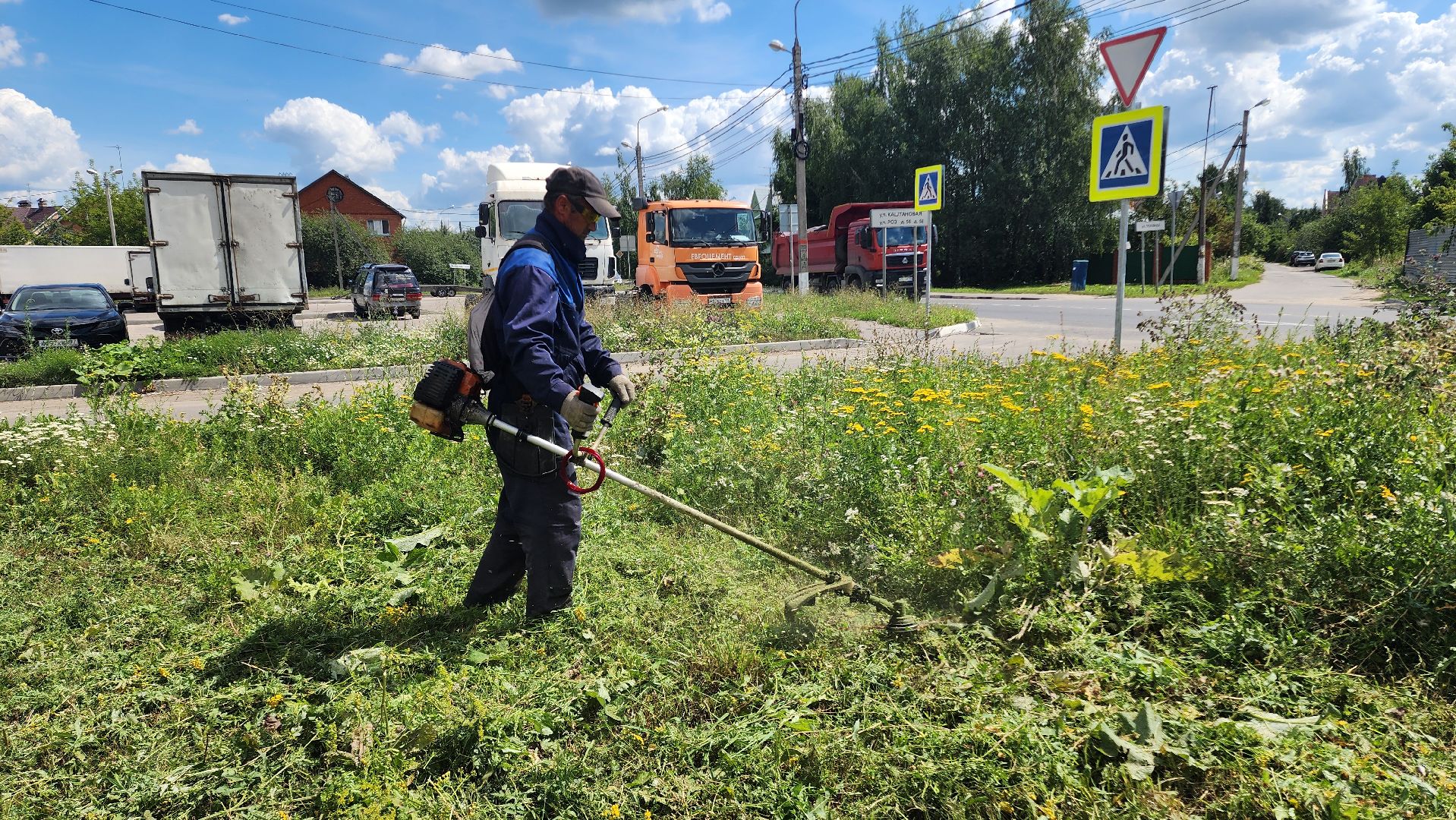 благоустройсво, Домодедово, Подмосковье, Благоустройство, покос травы, Уборка мусора, управляющая компания, коммунальная служба,