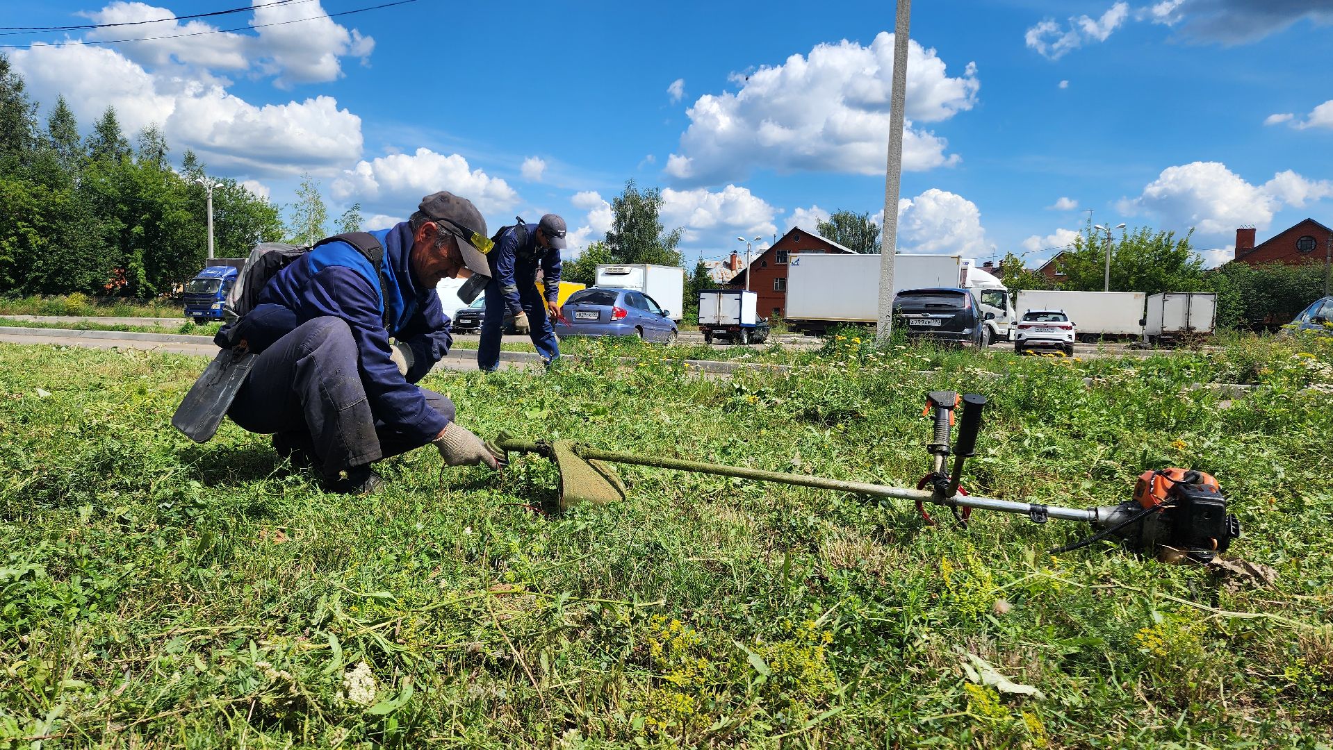 благоустройсво, Домодедово, Подмосковье, Благоустройство, покос травы, Уборка мусора, управляющая компания, коммунальная служба,