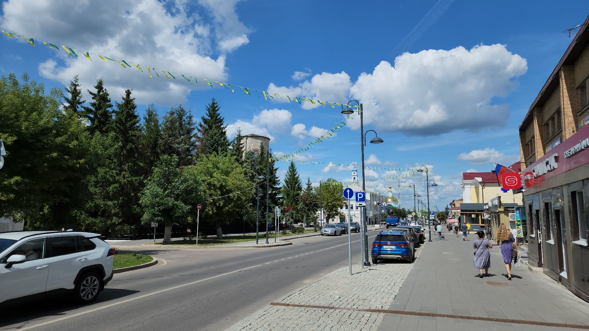 кашира, день города, украшение города, флаги, перетяжки, баннеры, историческая часть города, каширский проспект,