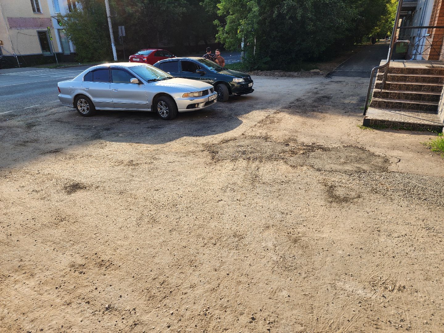 Чехов, микрорайон Венюково, выездная администрация, встреча с жителями, обращения граждан, ремонт тротуара, асфальтирование подходов, социальные объекты, Мосавтодор,