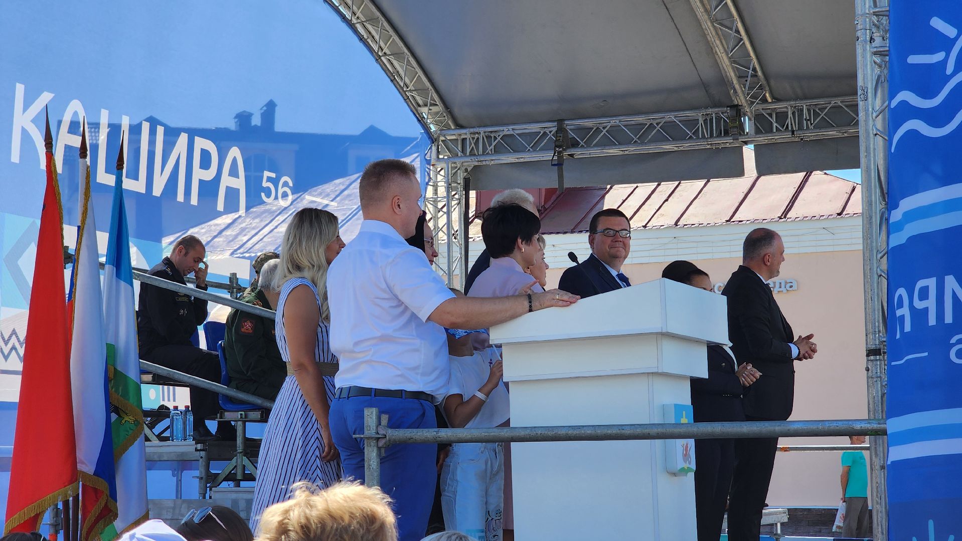 кашира, праздничное шествие, день города, движение первых, школы, администрация, мбу благоустройство, муп теплосеть, новотранс, каширская больница, барабанное шоу,