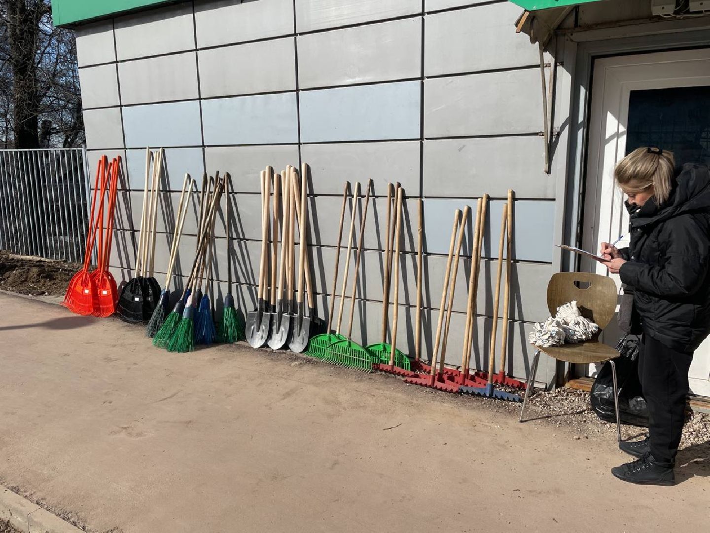 Подольск, субботник, аттракционы