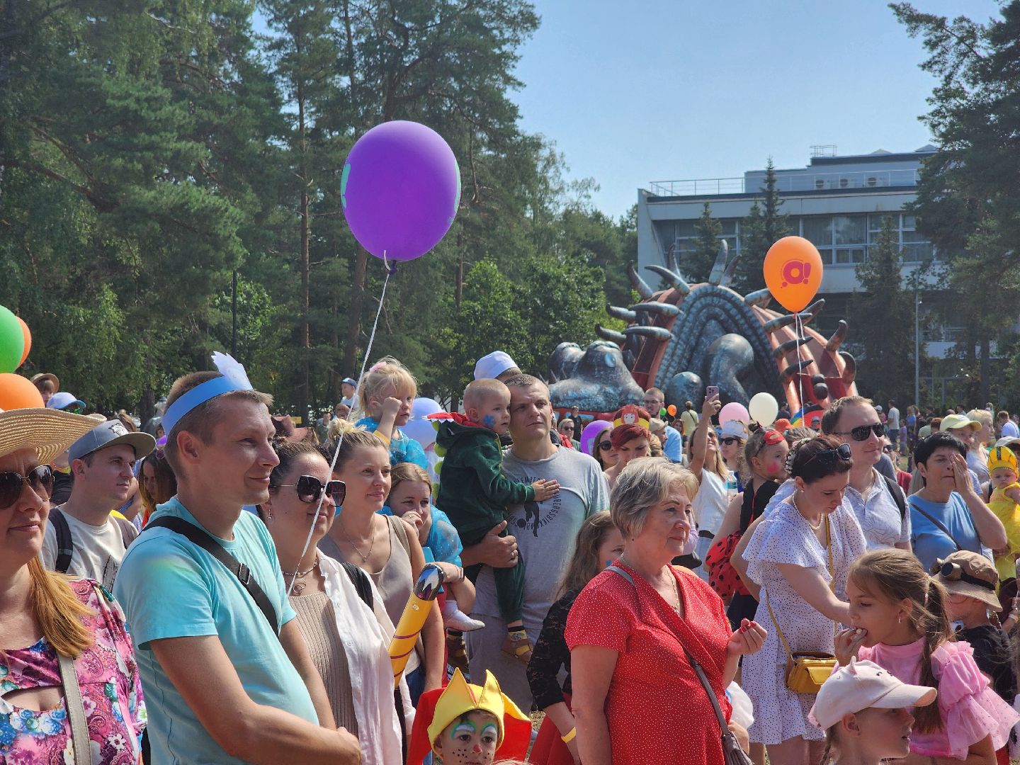 Дубна, Герои мультфильмов, Карнавал, Костюмы, Дети, День города,