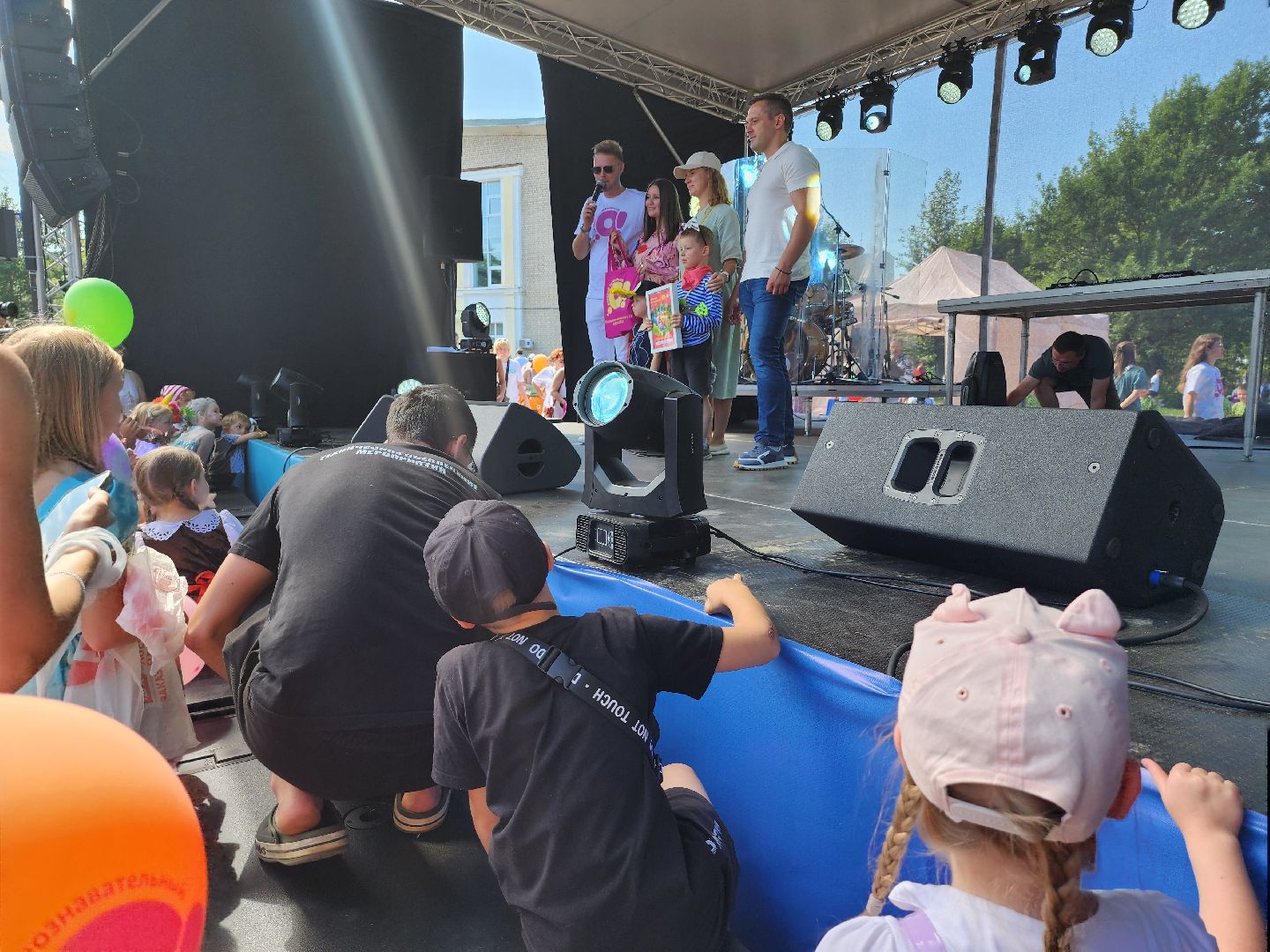 Дубна, Герои мультфильмов, Карнавал, Костюмы, Дети, День города,