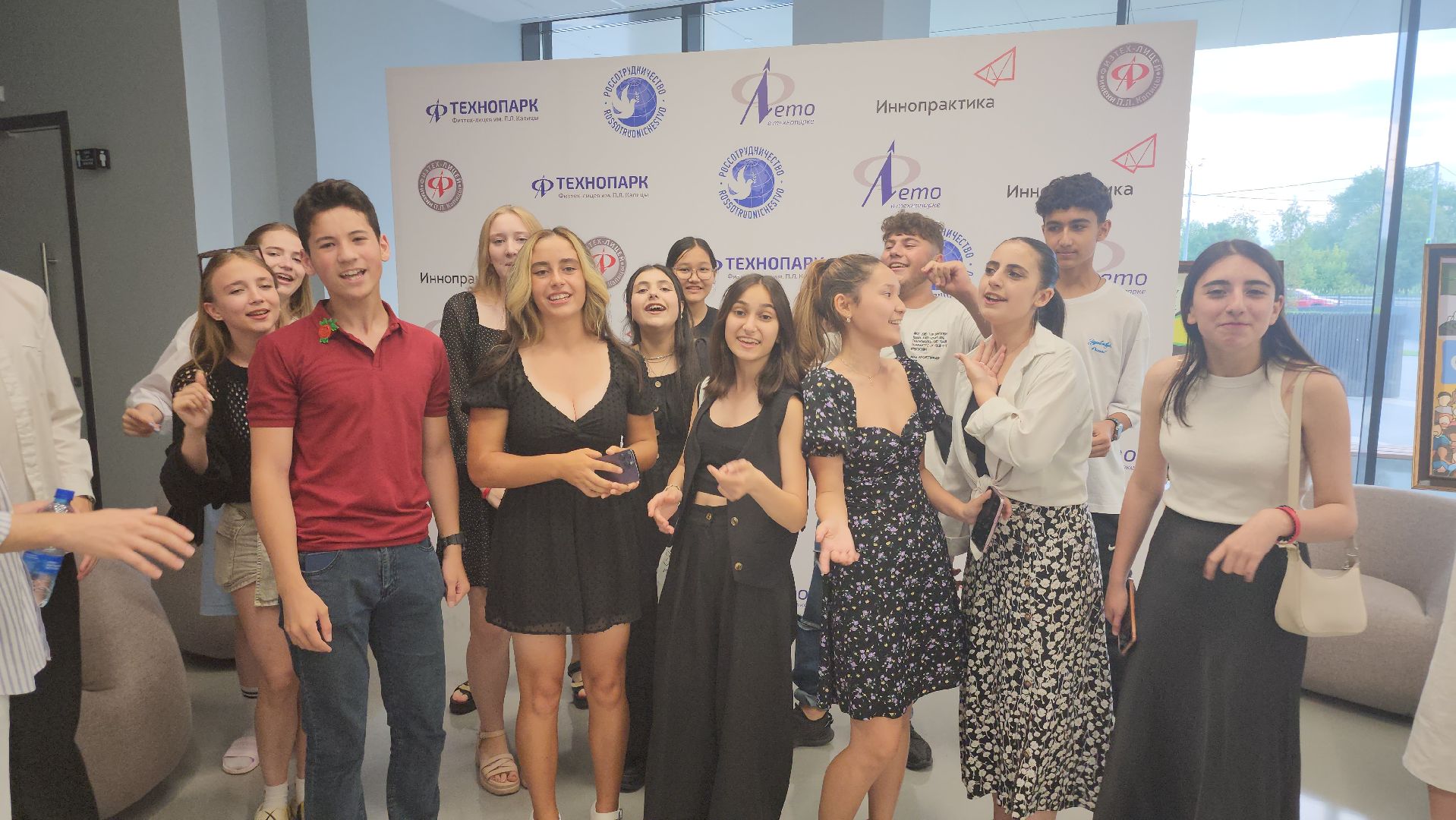 долгопрудный, Технопарк Физтех-лицея, наука, молодежь, школьники, КреативТех, марионетка,
