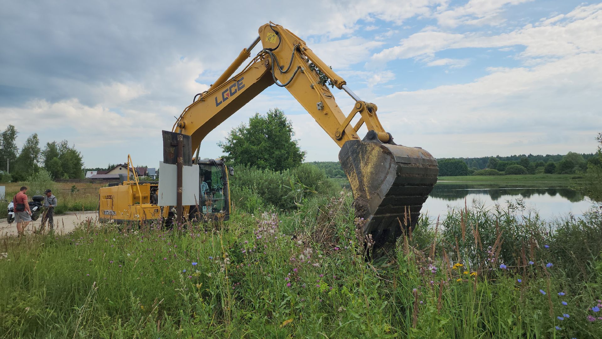 серпухов, деревня калугино, пруд, чистка водоема, экология,