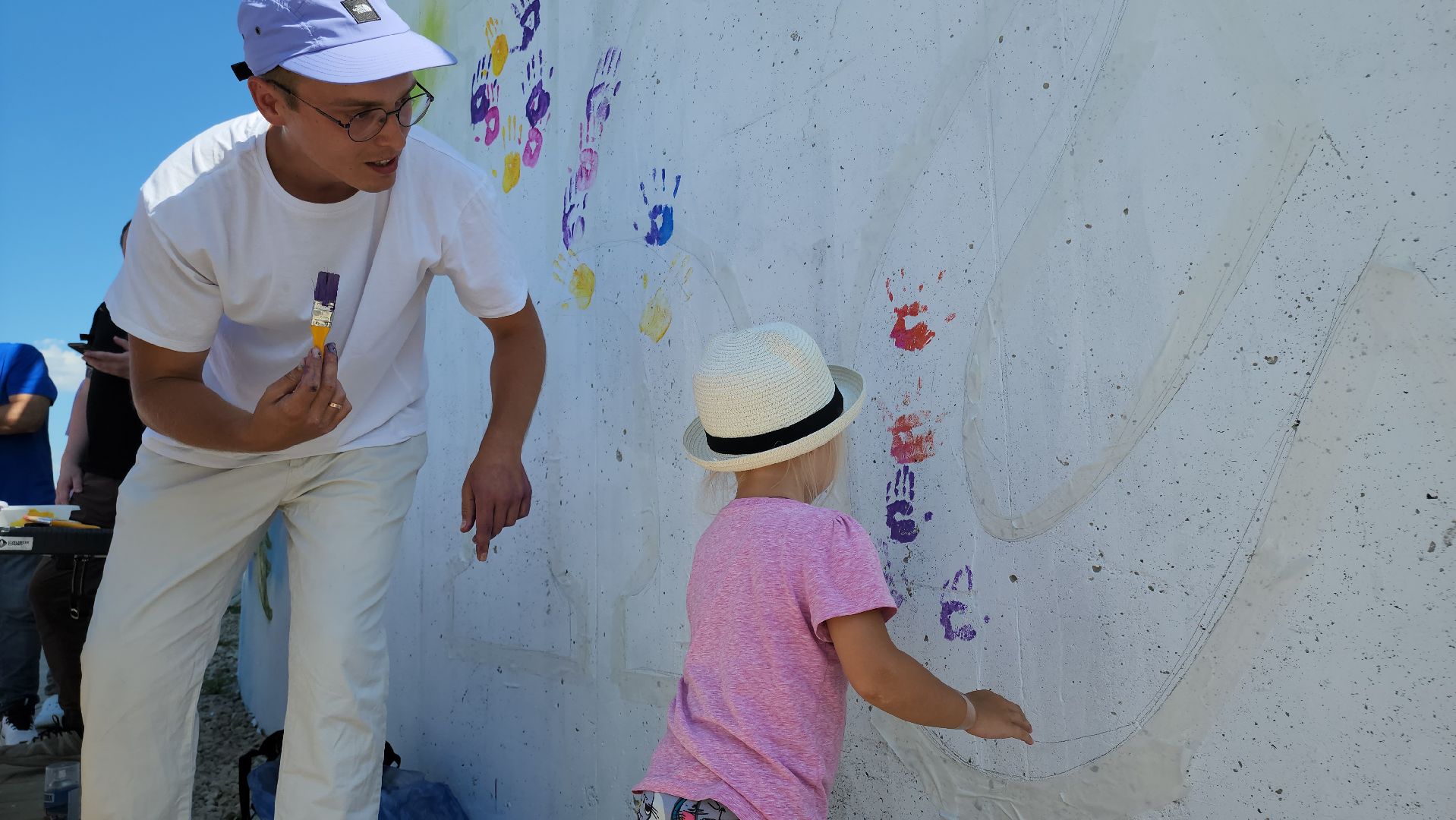 кашира, набережная оки, день города, граффити, акриловая краска, лак,