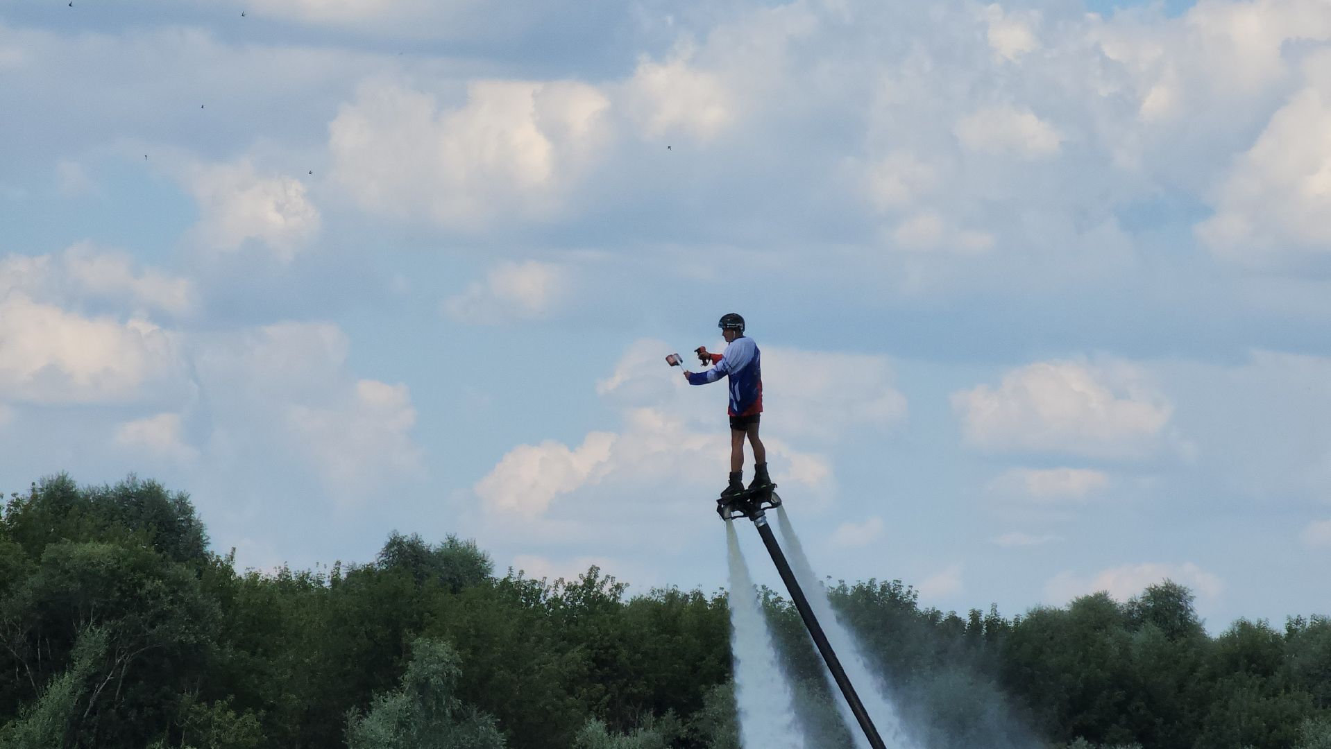 кашира, набережная оки, день города, флайборд, водное шоу, дымовые шашки, флаги,