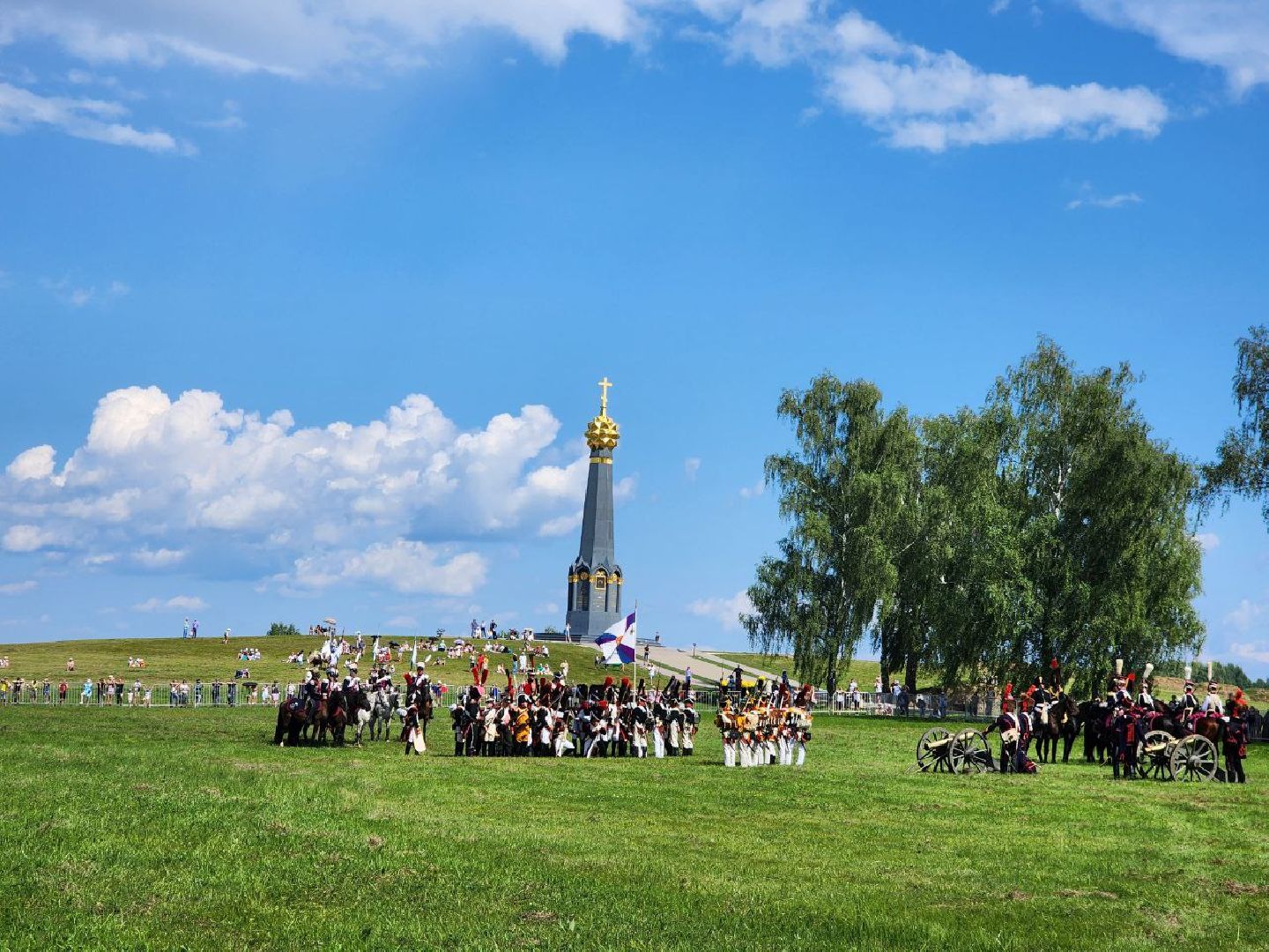 военно-историческая реконструкция, можайск, можайский городской округ, подмосковье, реконструкторы, артиллерийский бой, история, Денис Давыдов, генерал Денис Давыдов, фестиваль, память, Военно-исторический фестиваль,