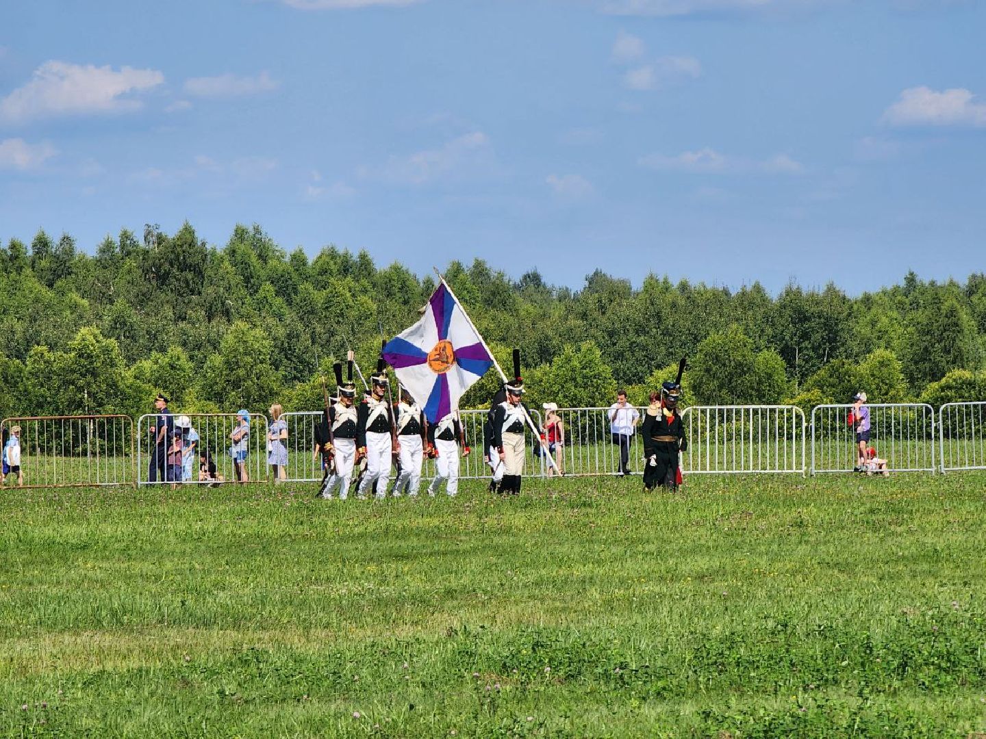 военно-историческая реконструкция, можайск, можайский городской округ, подмосковье, реконструкторы, артиллерийский бой, история, Денис Давыдов, генерал Денис Давыдов, фестиваль, память, Военно-исторический фестиваль,