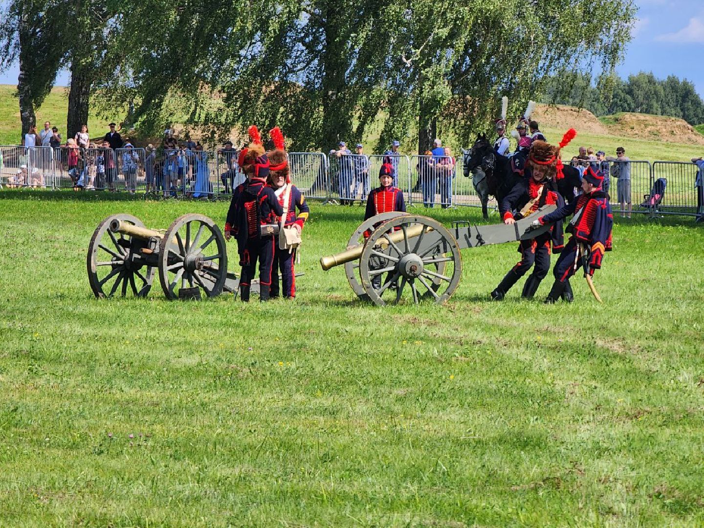 военно-историческая реконструкция, можайск, можайский городской округ, подмосковье, реконструкторы, артиллерийский бой, история, Денис Давыдов, генерал Денис Давыдов, фестиваль, память, Военно-исторический фестиваль,