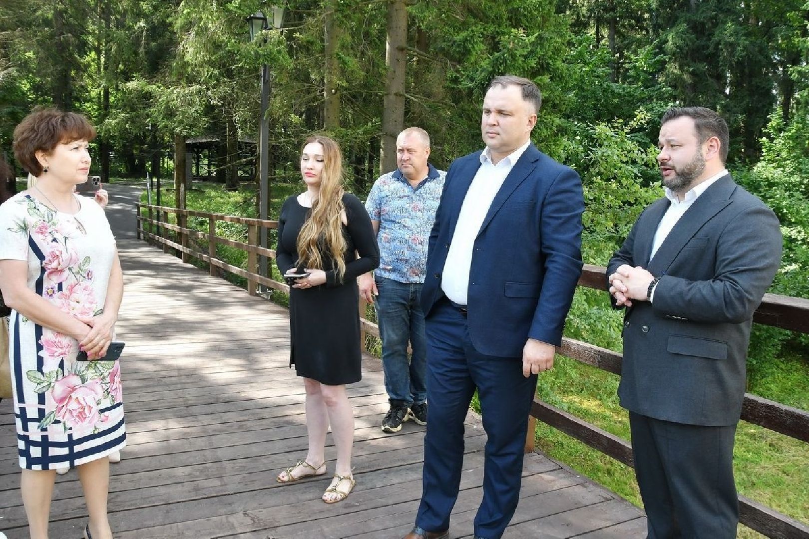 река Загза Власиха, верхнее озеро во власихе, благоустройство набережной, очистка озера во Власихе, обращения жителей,