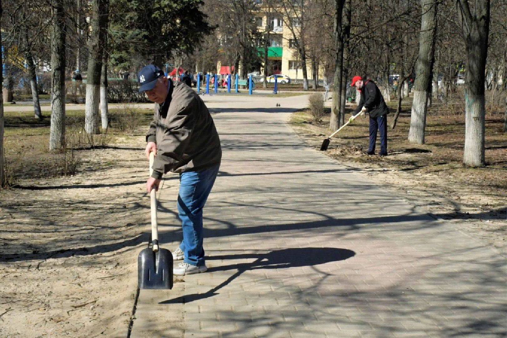 субботник, первый, парк, вечный, огонь, сквер, уборка